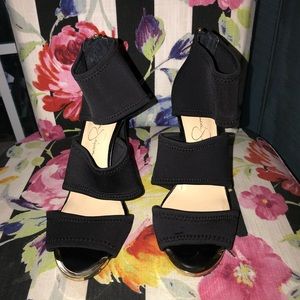 Jessica’s Simpson heels